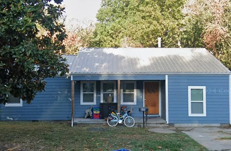 535 Hobson Pl — Photo 1