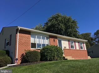805 Claire Rd, Warminster, PA 18974