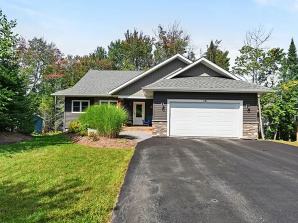 15 Goodwin Dr, Huntsville, ON P1H 2R3
