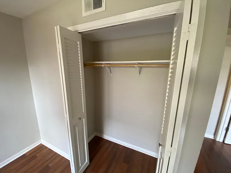 8519 Hearth Dr #8 — Photo 17