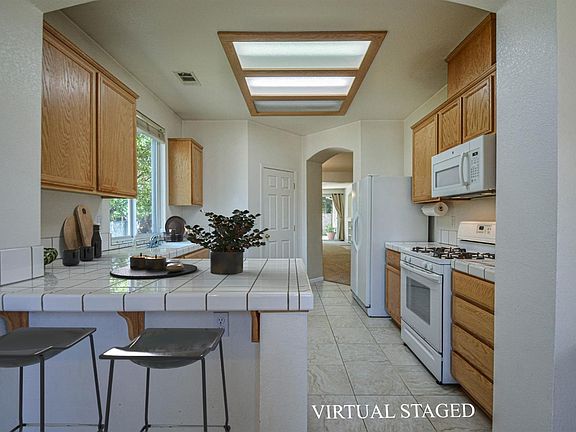 4th image of 10307 Almanor Cir