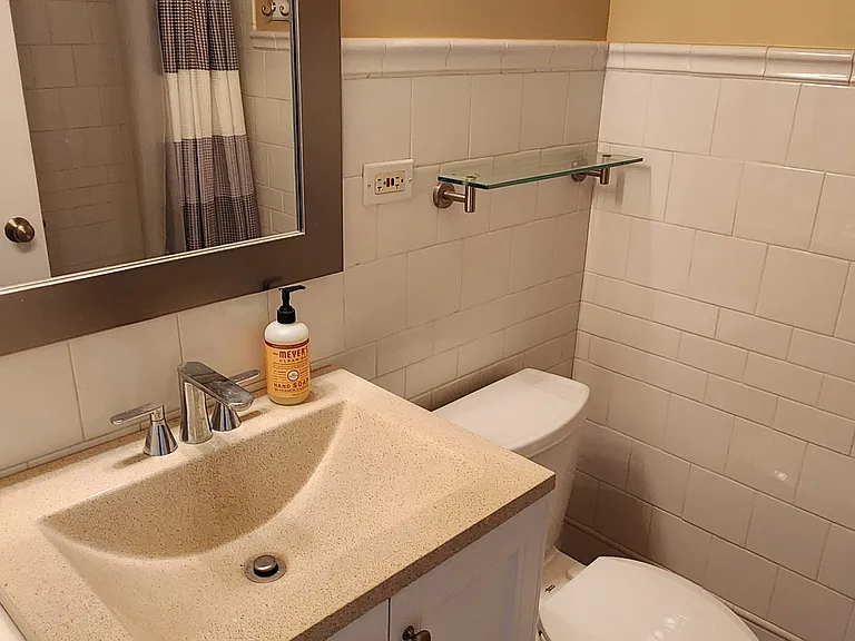 551 W Park Ave #A — Photo 11