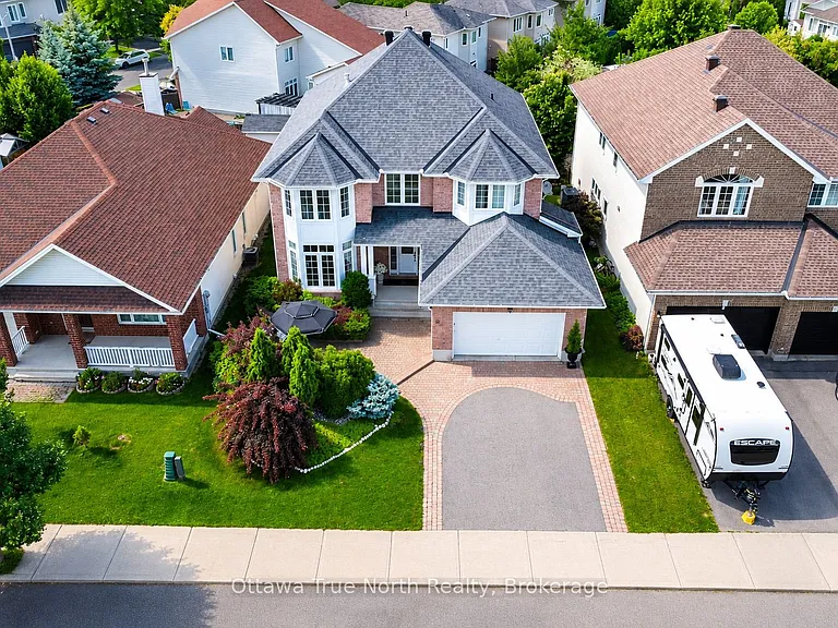 19 Black Tern Cres — Photo 2