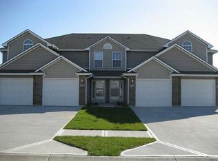 810-816 SW Peach Tree Ln, Lees Summit, MO 64064