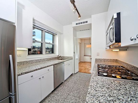 4th image of 60 E 8th St #26BC