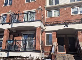 2579 6th Line #8, Oakville, ON L6H 0H7