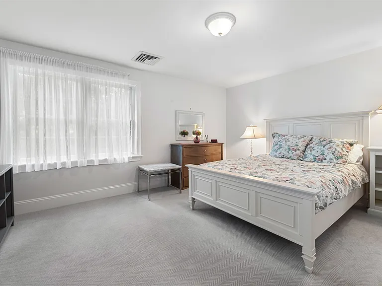 227 Rice Rd — Photo 34