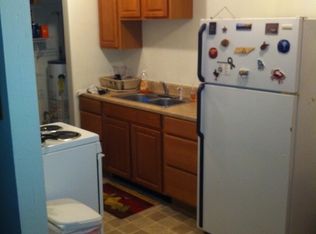 622 Walnut Ave SW APT D, Roanoke, VA 24016