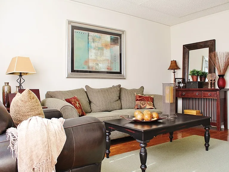 1 Oaks Ln #1 — Photo 6