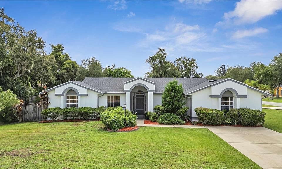 1st image of 2879 MAHOGANY COURT