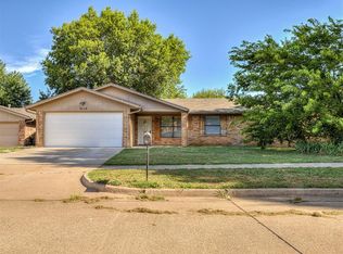 2113 Natchez Dr, Norman, OK 73071