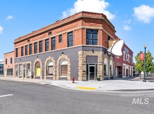 201 A St W, Vale, OR 97918