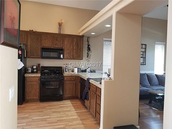 4th image of 7649 French Springs St