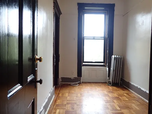 Rented by Hakeem Shahid, LREB | media 8