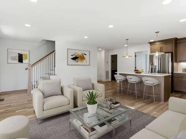 1020 W Kirkland Ave #A, Nashville, TN 37216