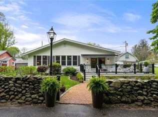 11 Calder Dr, Warren, RI 02885