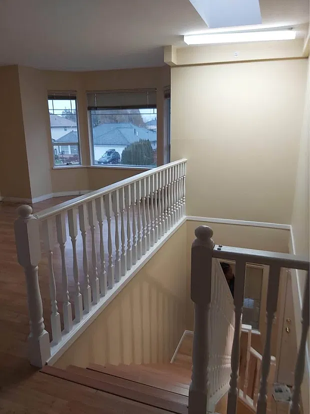 4 bed, $3,350 — Photo 1