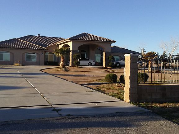 2nd image of 13949 Mesquite St