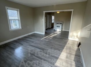 478 Dulaney Ave, Wood River, IL 62095