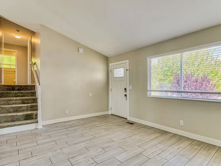 8492 S Merrick Ct — Photo 7