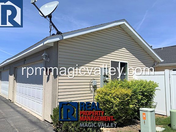 2nd image of 169 Long Island Ave