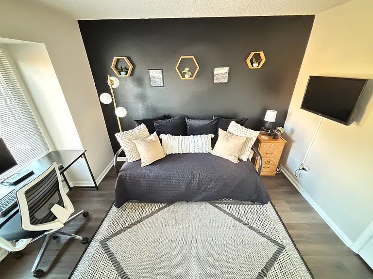 433 Wright St #303 — Photo 11