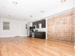 239 E 51st St #2, Chicago, IL 60615