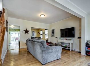 512 Prospect Pl, Lyndhurst, NJ 07071