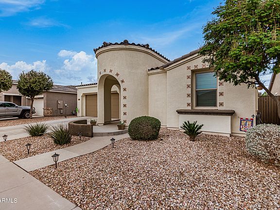 4th image of 22537 S 225TH Way