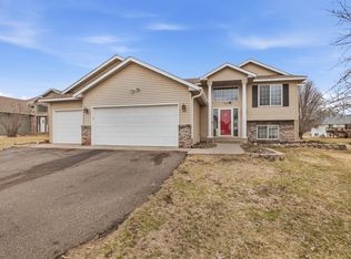 1540 Timberdoodle Dr, Saint Cloud, MN 56303