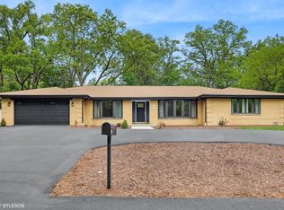 8840 W 101st Pl, Palos Hills, IL 60465