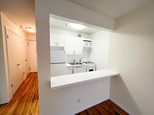 Rented by Corcoran | media 2