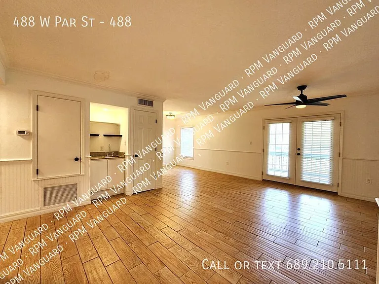 488 W Par St #488 — Photo 6