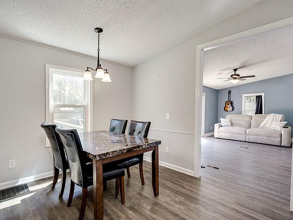 4th image of 914 Ginger Hill Rd