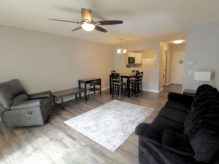 1380K Hunters Rd — Photo 11