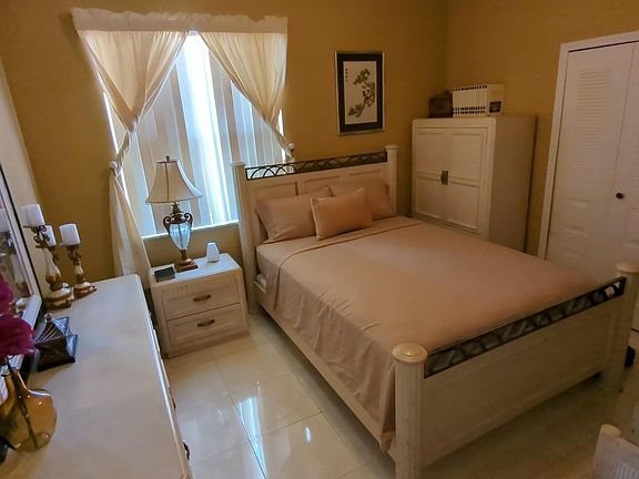 4th image of 1481 SW 105th Ave #1481