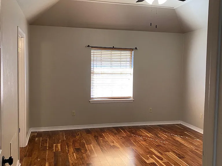 6008 Applegate Cir — Photo 10