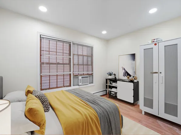 56 Poplar Street image 8 of 24