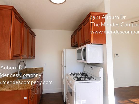 4th image of 4921 Auburn Dr