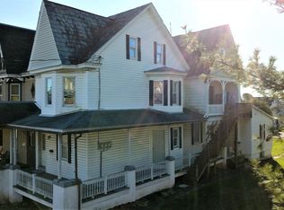 565 Main St, Pennsburg, PA 18073