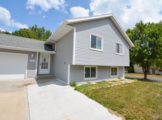 4521 Glen Ln NW, Rochester, MN 55901