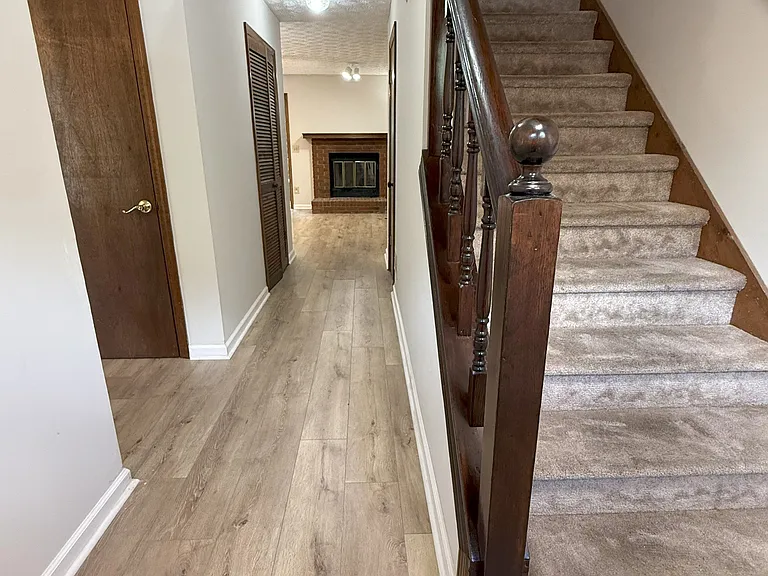 1112 Booth Ct SW #C — Photo 7
