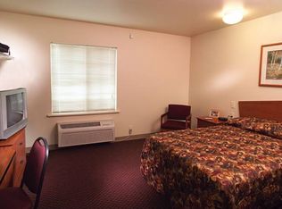 4475 Leeds Pl W, North Charleston, SC 29405