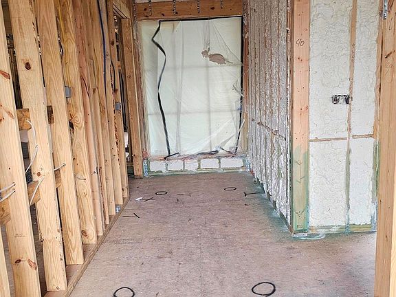 4th image of 2400 Swift Blvd