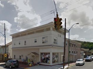 2 S 2nd St APT 3, Saint Clair, PA 17970