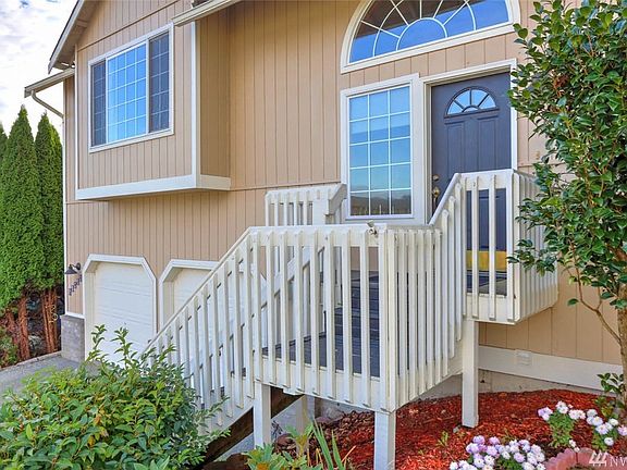Inviting entry.  The front door is insulated.