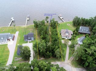 1099 Hardison Lee Farm Road, Arapahoe, NC 28510