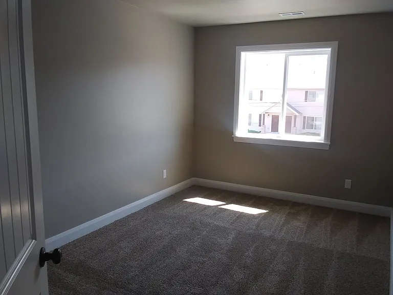 485 W 1425 N #G6 — Photo 2