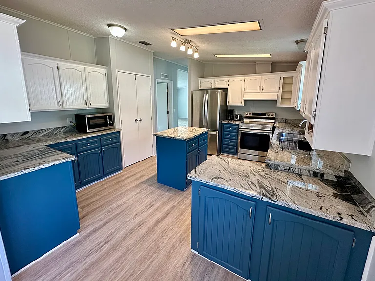 419 Quartermaster Ct — Photo 39