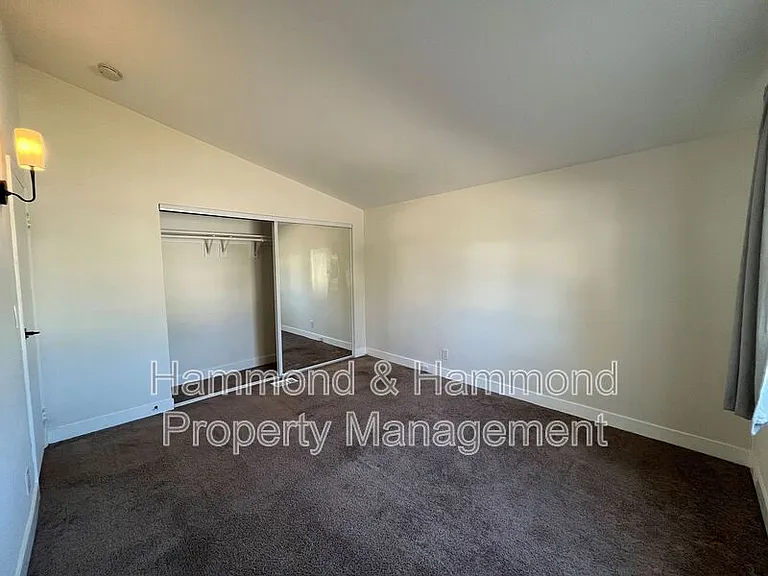 1462 4th St — Photo 14